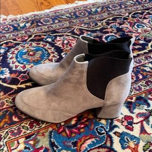 Gray suede booties size 7, Naturalizer brand